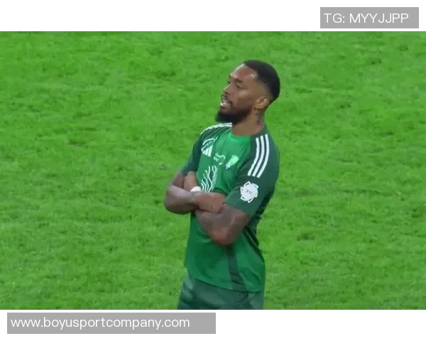 多支英超球队积极询价欲引进托尼重返英格兰足坛 多支英超球队积极询价欲引进托尼重返英格兰足坛