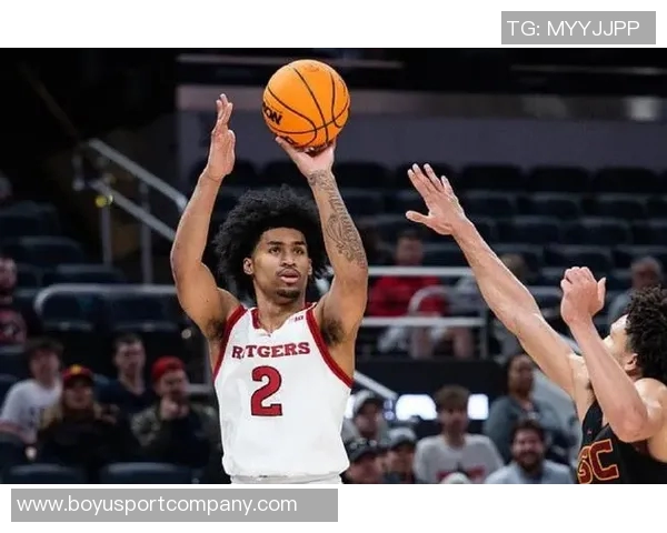 哈珀谈赛季初犹豫心态现在已变得更加果断自信 哈珀谈赛季初犹豫心态现在已变得更加果断自信