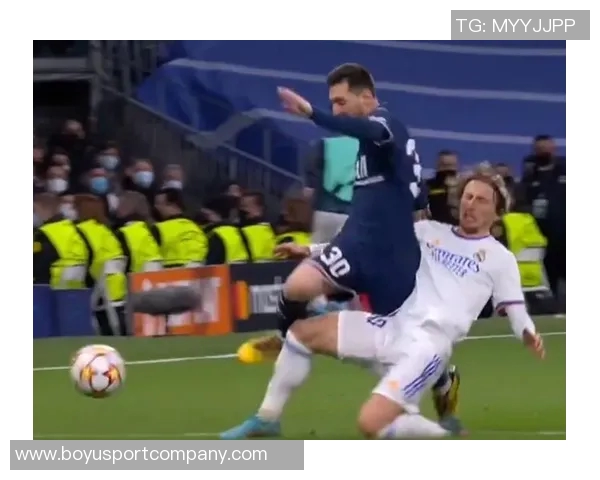 普利西奇坦言崇拜菲戈梅西赞叹莫德里奇训练的神奇魅力 普利西奇坦言崇拜菲戈梅西赞叹莫德里奇训练的神奇魅力