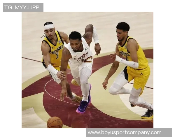 米切尔第三节狂砍15分助力球队领先20分展现绝佳状态