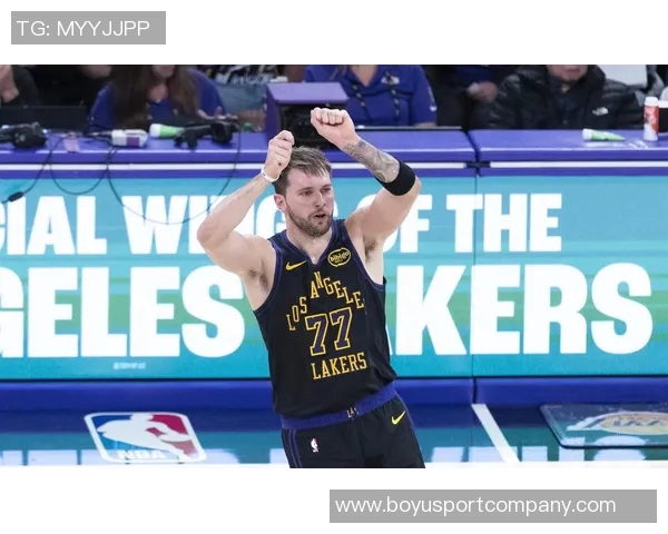 媒体人称独行侠老板承认交易077失误若浓眉回湖人将成戏剧性转折