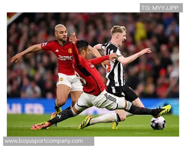 曼联喜迎赛季第三场胜利霍伊伦社媒祝贺舍什科好友情深厚