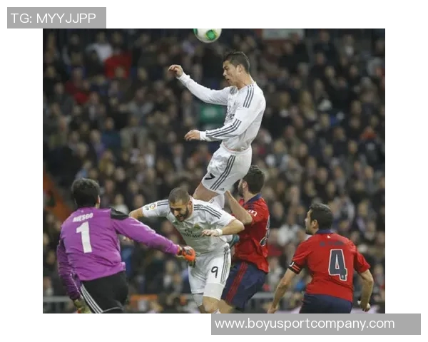 巴洛图雷看好米兰争冠莱奥只需多进球展现天赋