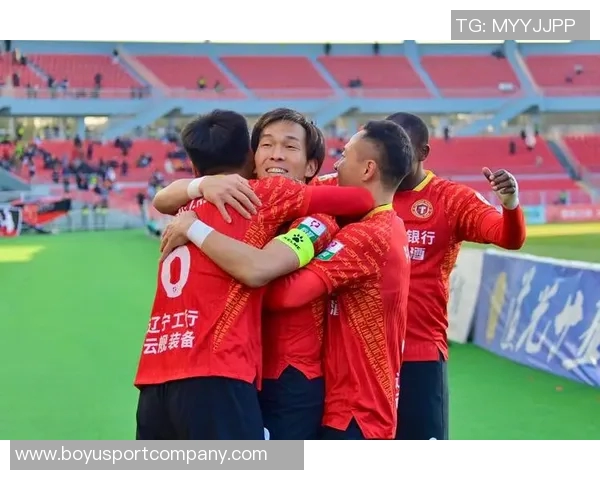 辽宁铁人向各地体育局足协及俱乐部致以诚挚感谢共创体育辉煌未来 辽宁铁人向各地体育局足协及俱乐部致以诚挚感谢共创体育辉煌未来