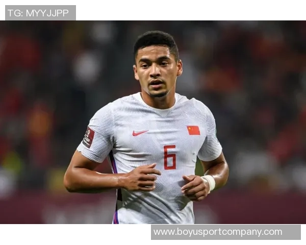 詹俊分析利物浦中卫失误现象建议引进布鲁日奥多涅斯