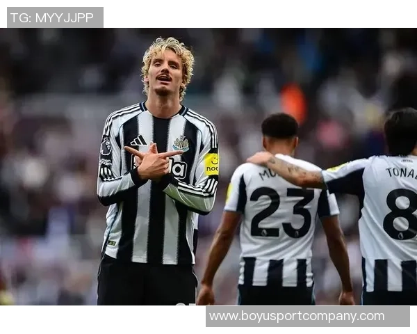 沃尔特马德称赞基米希为绝对领袖每次进球都及时祝贺我 沃尔特马德称赞基米希为绝对领袖每次进球都及时祝贺我