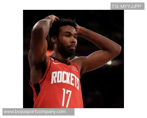 乌度卡称赞伊森投篮自信提升进攻空间表现出色