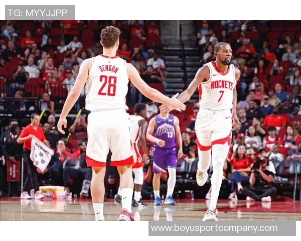 火箭攻防实力强劲获A级评分但仍需保罗助力进攻梳理