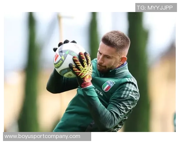 维卡里奥盛赞多纳鲁马实力强大确信意大利必能晋级世界杯