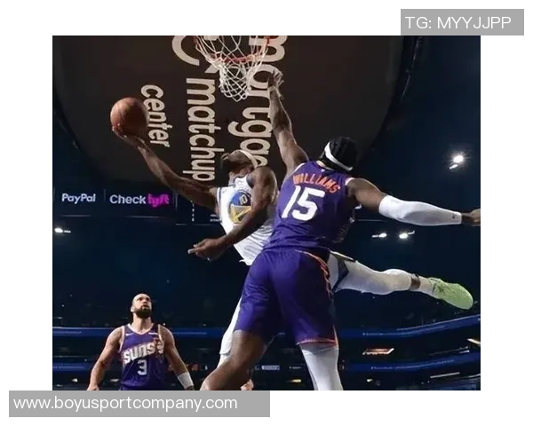 巴特勒下半场未首发小佩顿替代出战引发热议